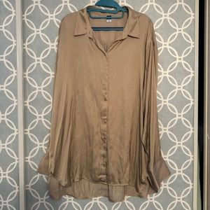 Tan shirt Old Navy tall